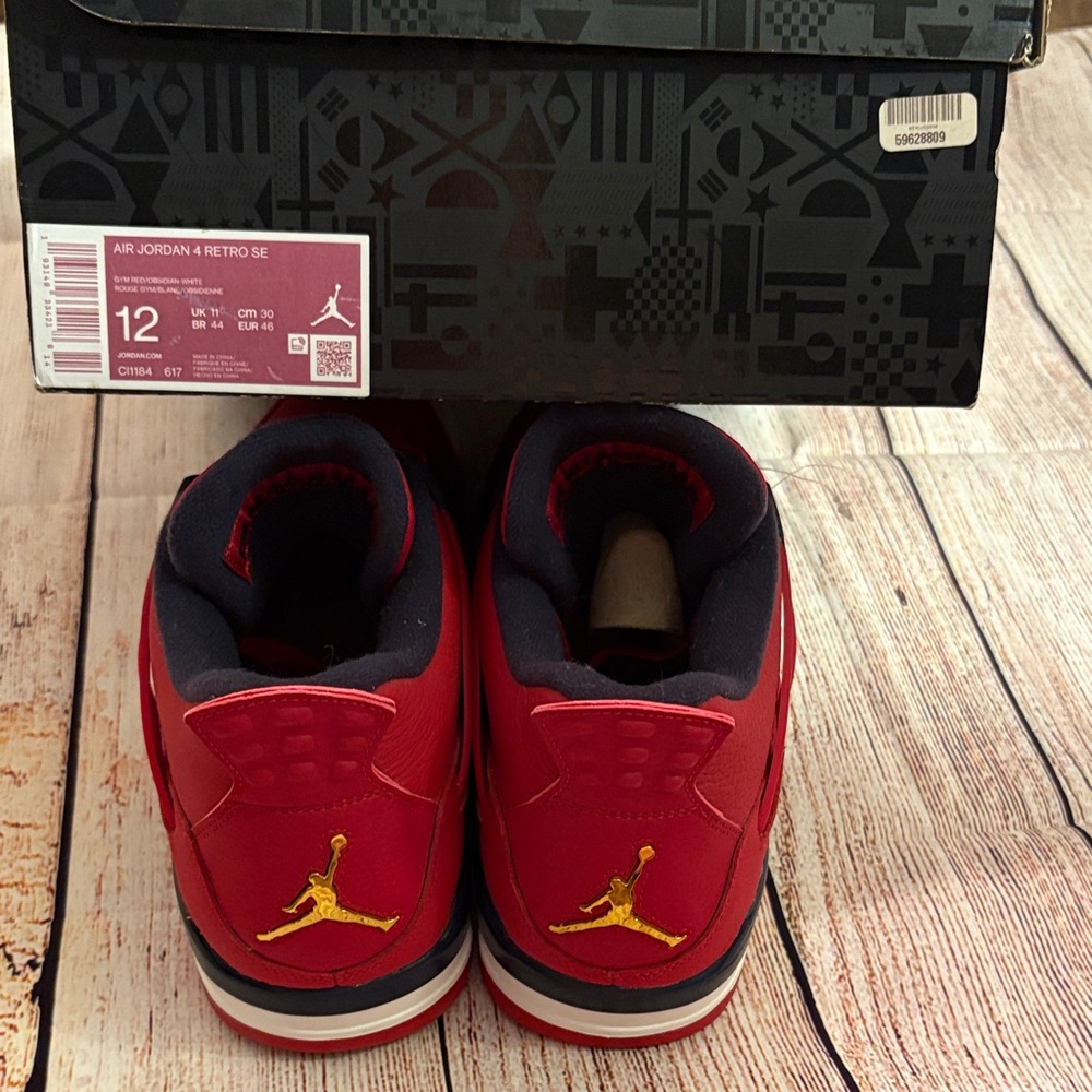 Jordan Air 4 Retro SE Gym Red and Obsidian Sneakers